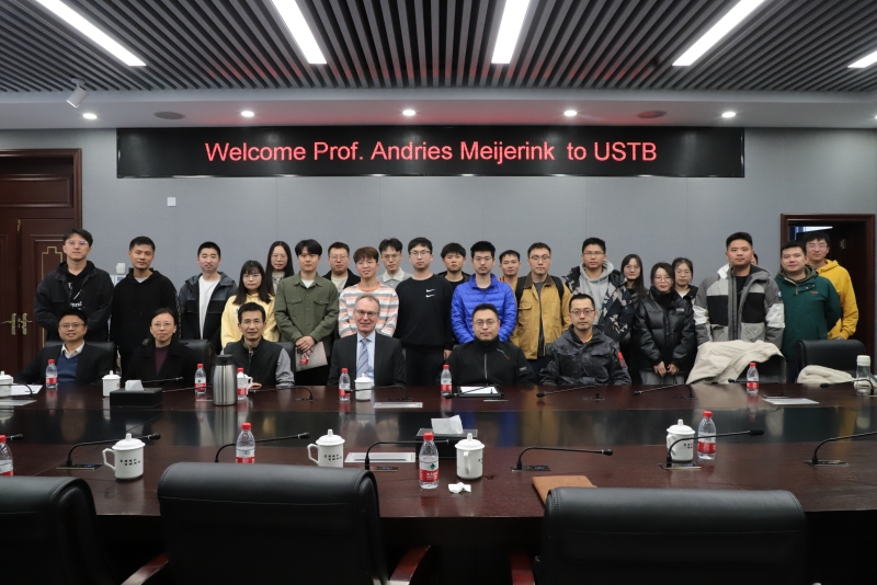 1712538782461692.jpg 合影留念_副本.jpg