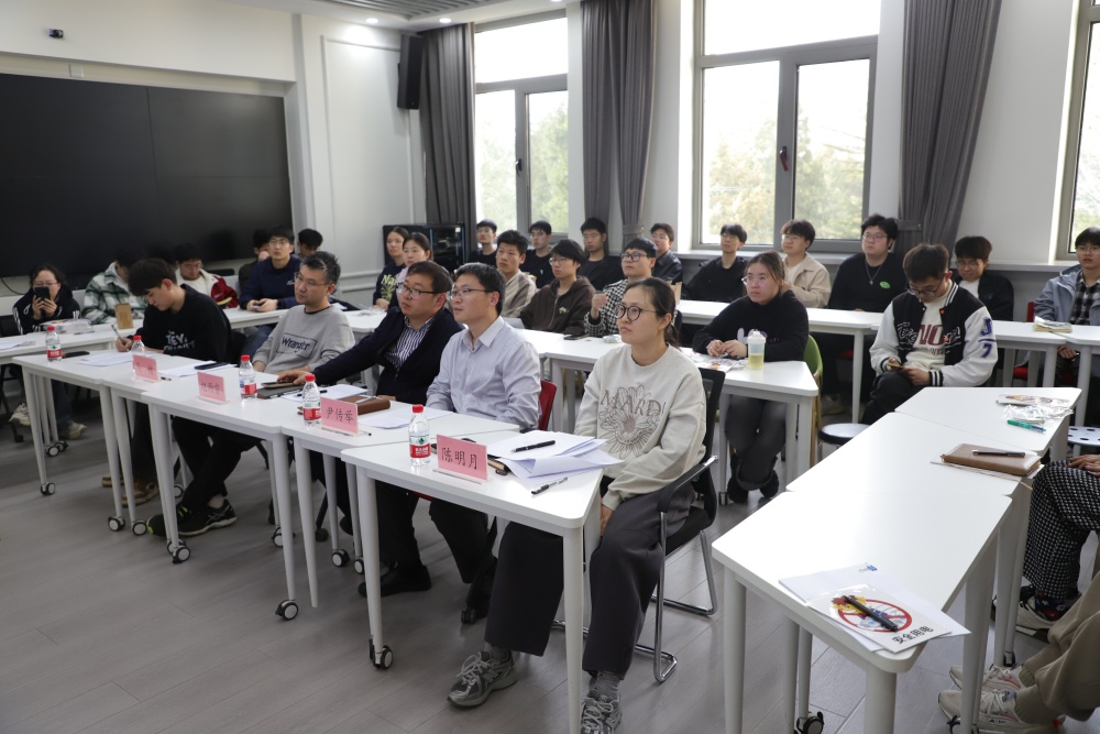 1743145938589733.jpg 合影_副本.jpg